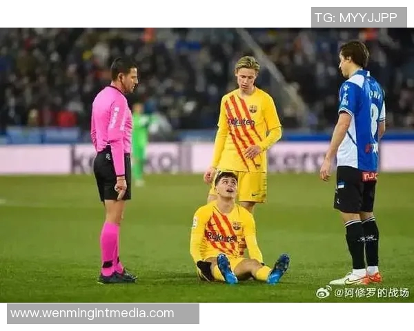 马尔基尼奥斯：从年轻天才到世界级后卫的辉煌历程与成就解析