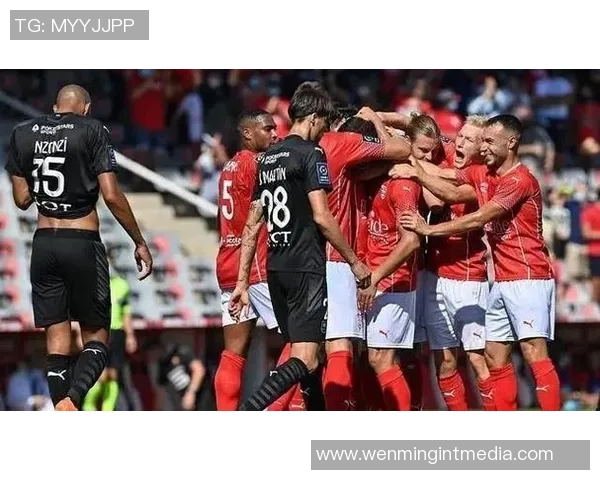 伯恩利与斯旺西的激烈对决谁能在这场比赛中笑到最后